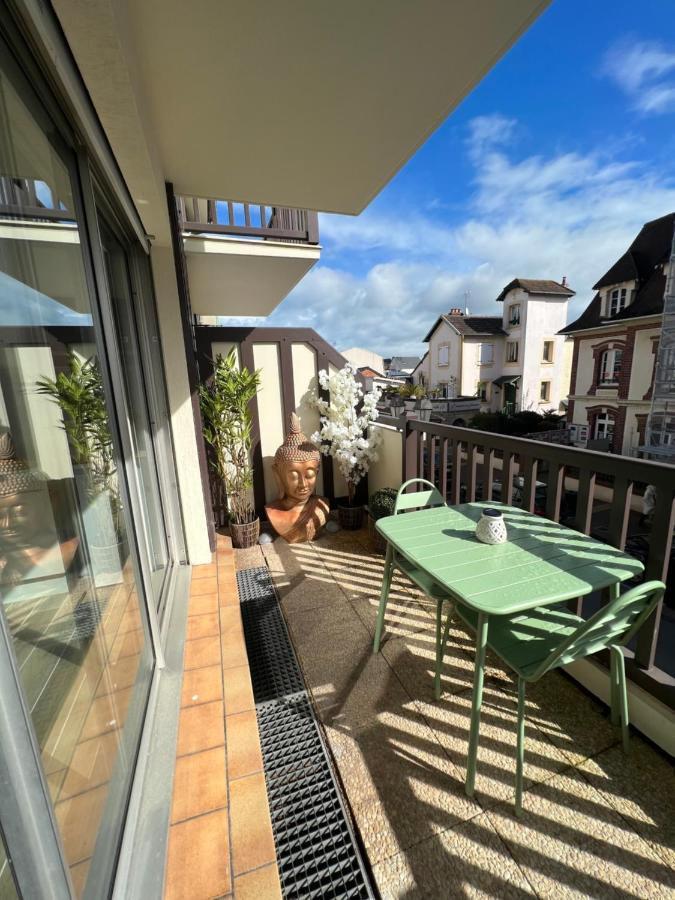 Appartement Hyper Centre De Cabourg Avec Balcon 외부 사진